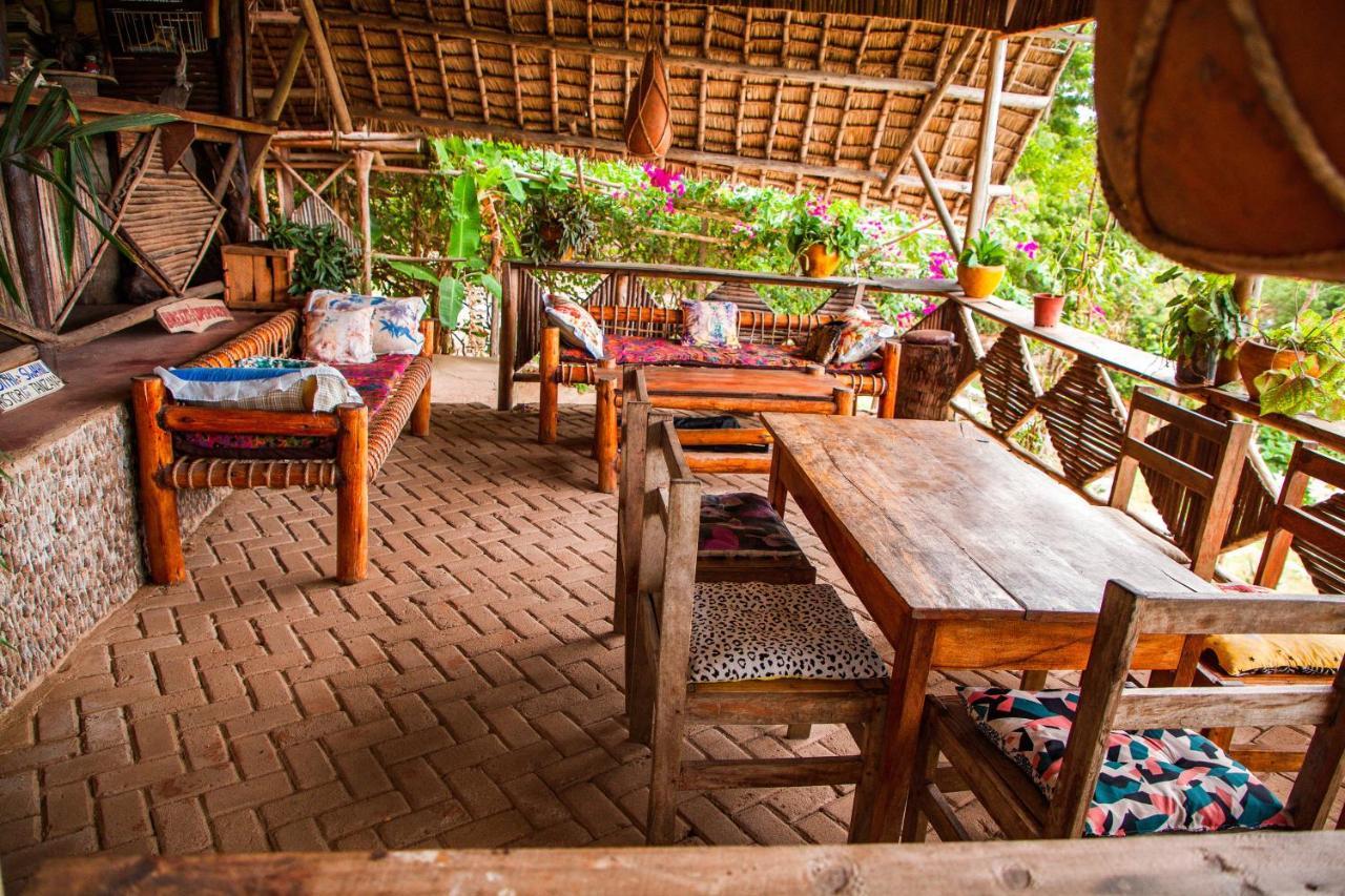 Mikoko Beach & Cottages Bagamoyo Luaran gambar