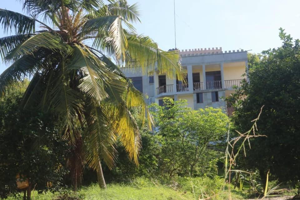 Mikoko Beach & Cottages Bagamoyo Luaran gambar